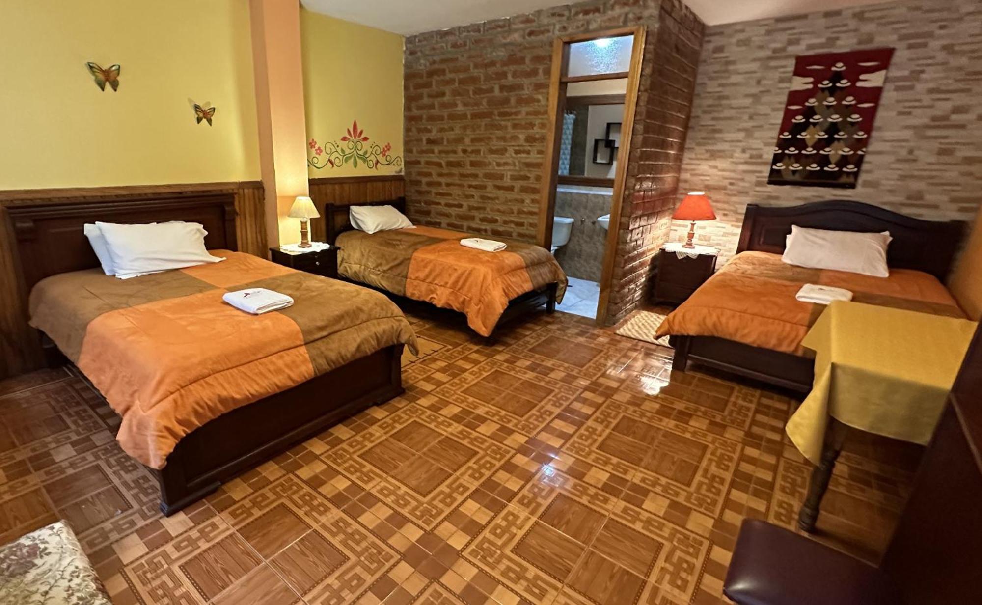 Hotel Donde Ivan بانيوس المظهر الخارجي الصورة