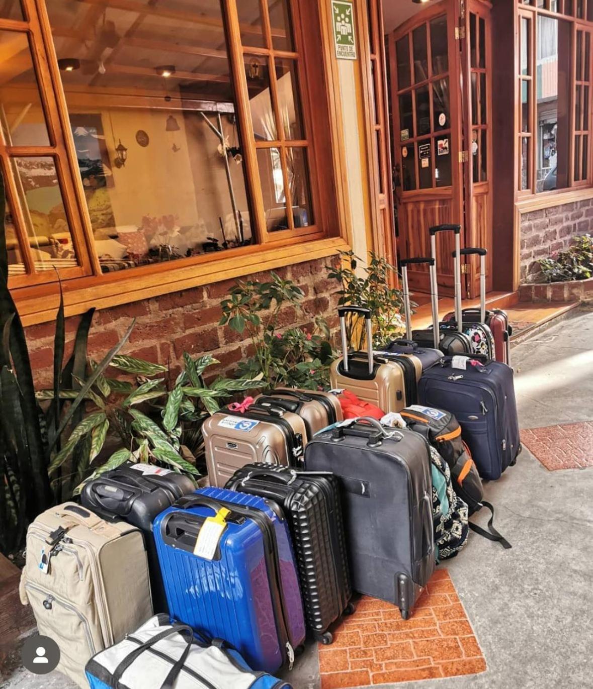 Hotel Donde Ivan بانيوس المظهر الخارجي الصورة