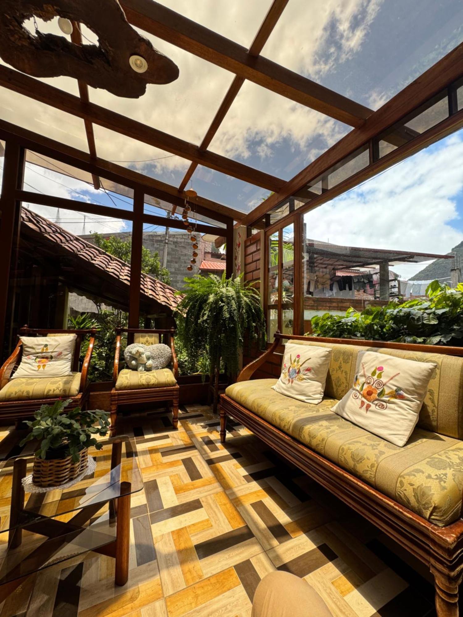 Hotel Donde Ivan بانيوس المظهر الخارجي الصورة